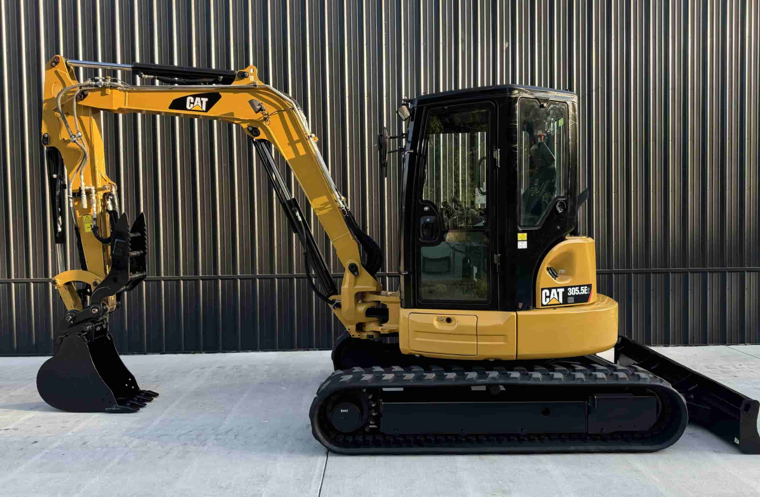 2018 CAT 305.5E2 CR
